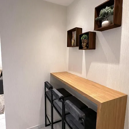 Zeus Design Apartmenthaus *