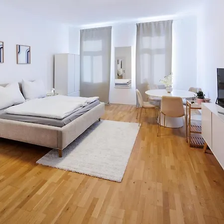 Apartment Cozy Living-11th District