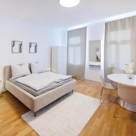 Apartment Cozy Living-11th District