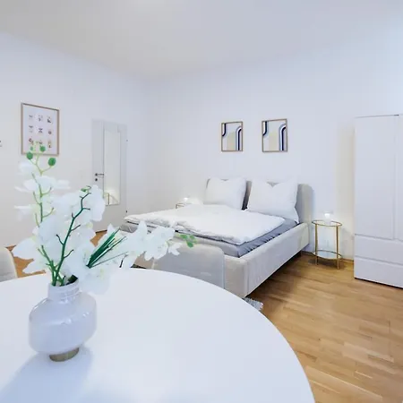 Cozy Living-11th District Vienna