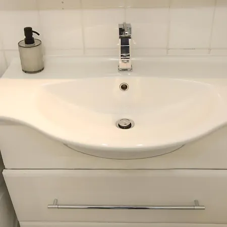 Apartamento Elegance Gem With Free Parking And Fast Internet 250 Mbits