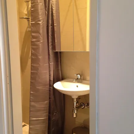 Apartamento Small And Cozy Flat Viena