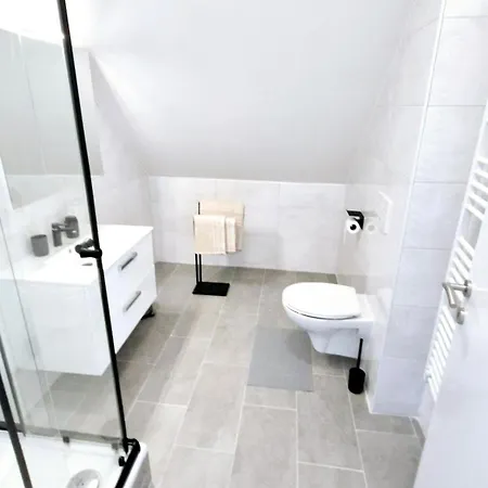 Apartmán Moderne Mit Klima, Perfekter Anbindung Ins Zentrum Und Kostenlose Parkplaetze!