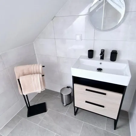 Moderne Mit Klima, Perfekter Anbindung Ins Zentrum Und Kostenlose Parkplaetze! Vídeň