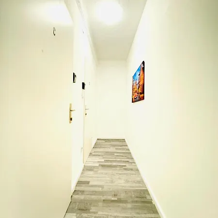 Apartmán Affordable 4br Shared Apartment, 10 Min To Fac Platz Vídeň