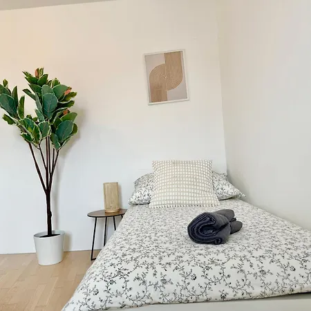 Apartment Modern 4 Room-apartment With Free Parking