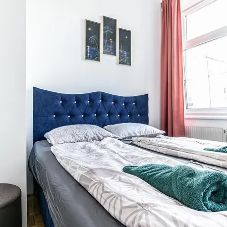 Comfortable 4br Ideal For Groups & Families Apartment *