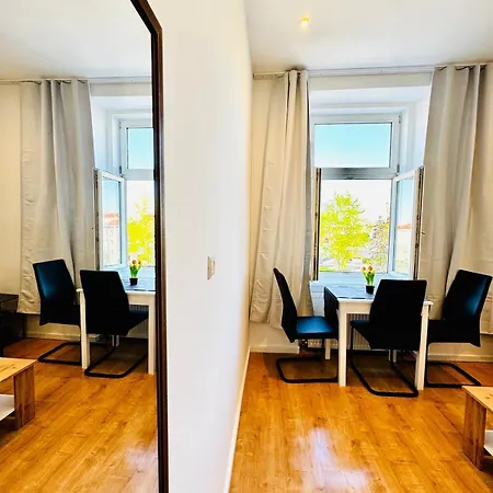 Apartmán Spacious 3br Shared Near Kaufpark Alterlaa