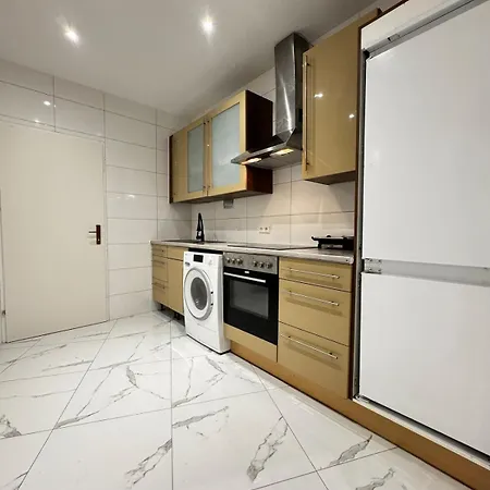 Lovely 4br Near Kaufpark Alterlaa *