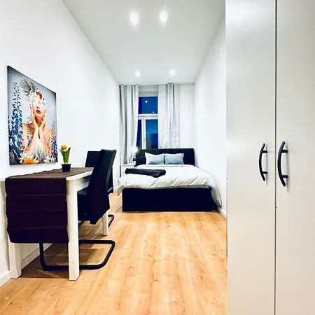 Lovely 4br Near Kaufpark Alterlaa Viena