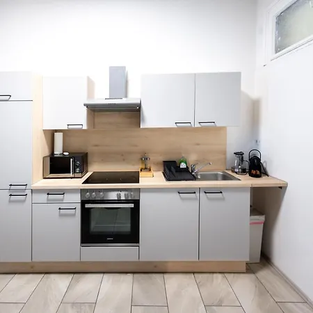 Comfortable Spacious By Hanovermarkt & The Danube