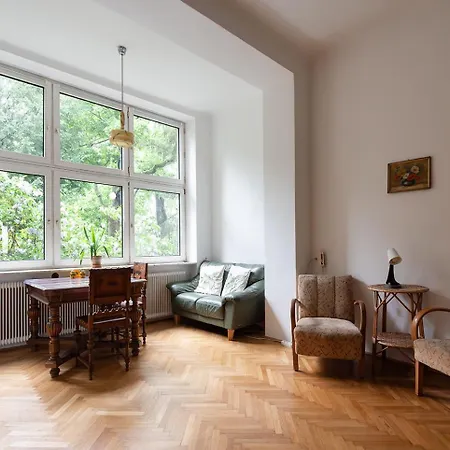Dornroeschenschlaf Am Stadtrand Mit Anbindung Ans Zentrum - 30 Minuten Appartement *