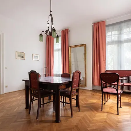 Appartement Dornroeschenschlaf Am Stadtrand Mit Anbindung Ans Zentrum - 30 Minuten