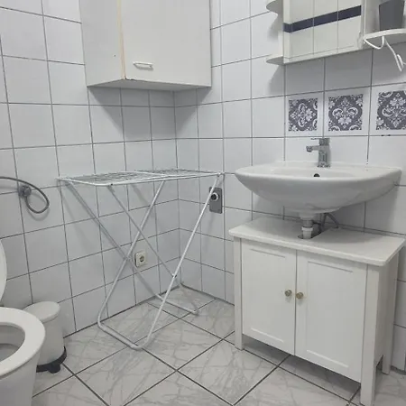Spacious & 2br Ideal For Long Vídeň