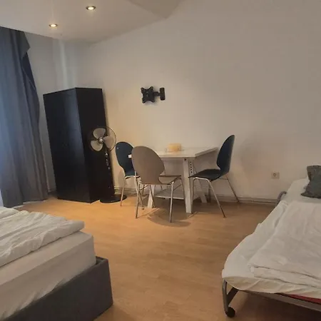 Spacious & 2br Ideal For Long *