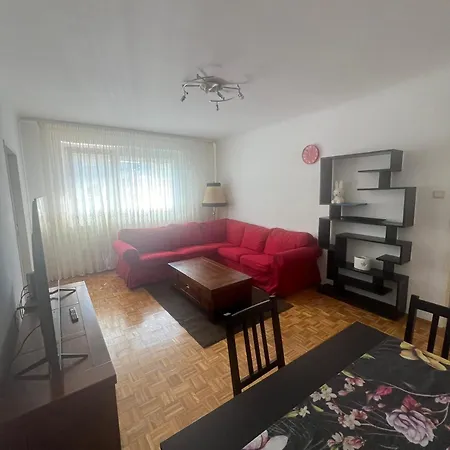 Jonas Apartment, 2 Br Apartment *