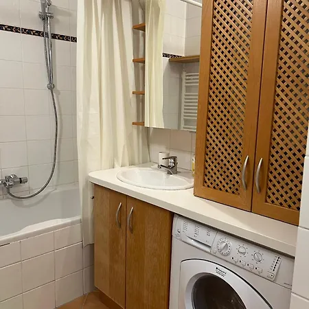 Jonas Apartment, 2 Br * Vienna
