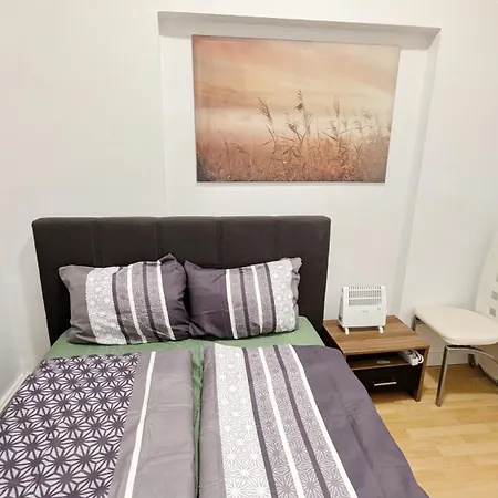 Homestay Cozy In Stadthalle Area