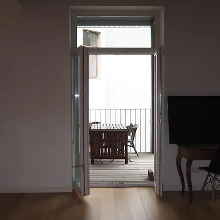 Spacious And Cosy Loft Favorita Apartment *