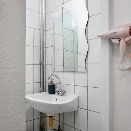 Comfy 2br Near Downtown For Longstays Apartmán