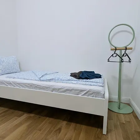 Apartament Spacious In A Lively Area Wiedeń