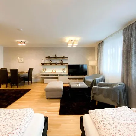 Twenty2 Apartment *