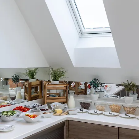 Design & Budget Schoenbrunn Отель