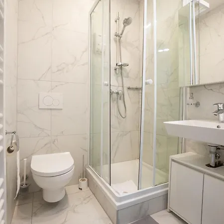 Comfort With Queen-size Bed, Self Check-in Βιέννη