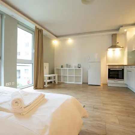 Comfort With Queen-size Bed, Self Check-in Βιέννη