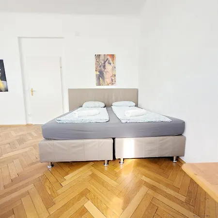 Charming At Maerzstrasse Close To Attractions Apartmán *