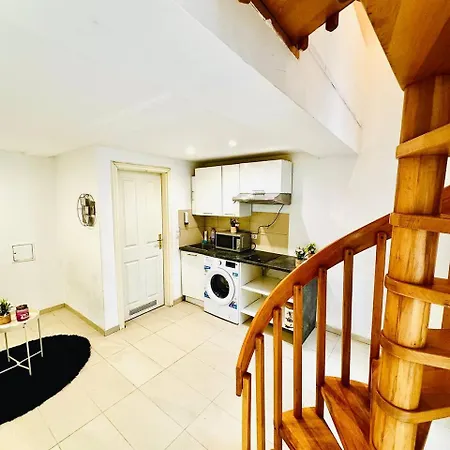 Charming At Maerzstrasse Close To Attractions