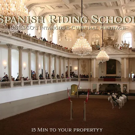 Apartment Shopping Paradise 9br Complex Ideal For 22 People Wien