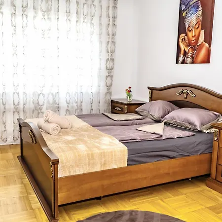 Apartment Spacious 5 Minutes To Wiener Stadthalle Cg *