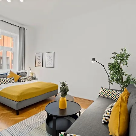 Apartment Close To U3 Metro I 15 Minutes To Shopping Street *