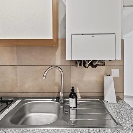 Close To U3 Metro I 15 Minutes To Shopping Street