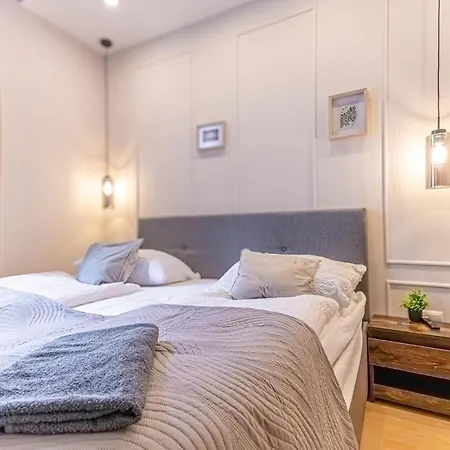 Apartament Tranquil 1br Near The Heart Of