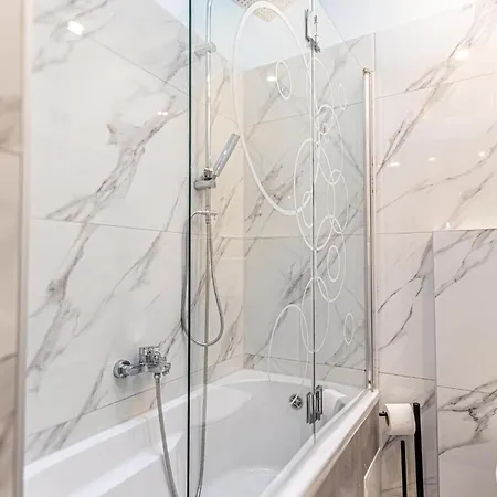 Tranquil 1br Near The Heart Of Apartament *