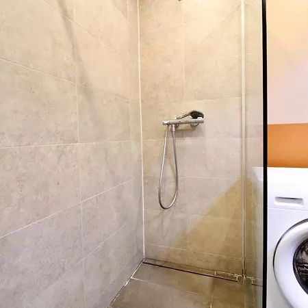 Apartamento Quiet Oasis For Up To 5 Guests