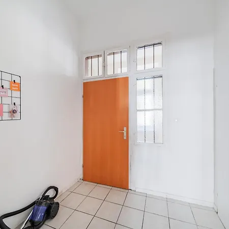 70 M2 Westbahnhof *