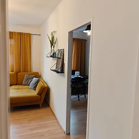 Metro-station To Opera 1 Min Away Apartment *