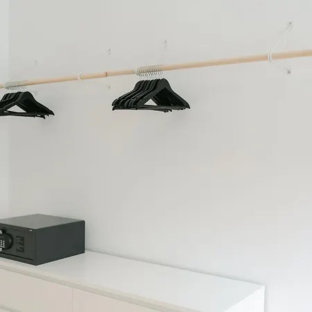 Calm 1br Perfect For 4-6 Metro Close To Naschmarkt *