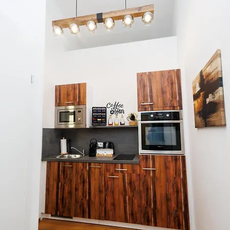 Style Near Centre Apartment *
