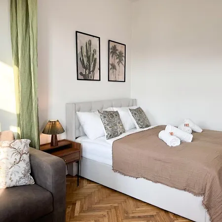 Modern Viennese 1br Vienna