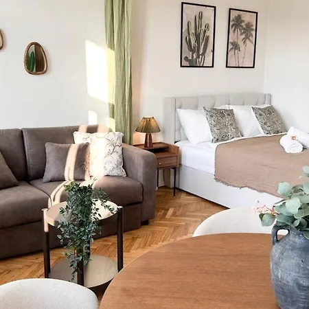 Modern Viennese 1br Vienna