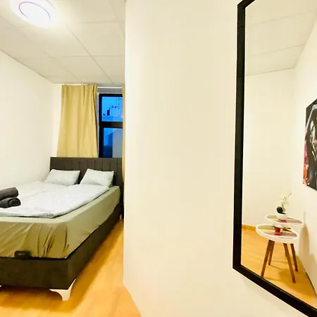 Apartment Sweet 3-bedroom Shared In A Quiet Neighborhood Vienna