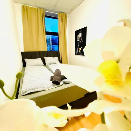 Sweet 3-bedroom Shared In A Quiet Neighborhood * Vienna