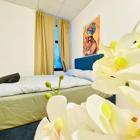 Sweet 3-bedroom Shared In A Quiet Neighborhood * Vienna