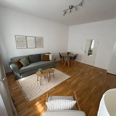 Urban Retreat By Mariahilfer Apartment *
