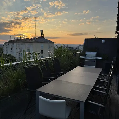 Apartmán Luxus Penthouse Mit Wellness-oase Und Panoramaausblick Ueber Sued *