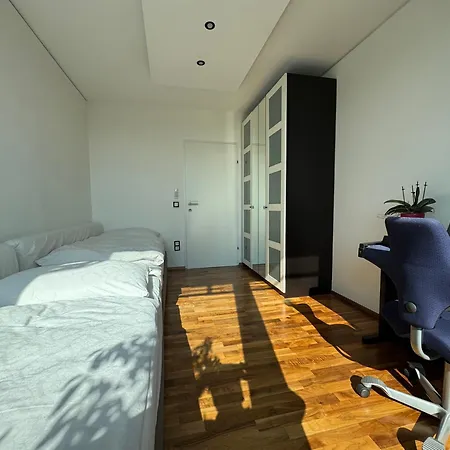 Luxus Penthouse Mit Wellness-oase Und Panoramaausblick Ueber Sued * Viena